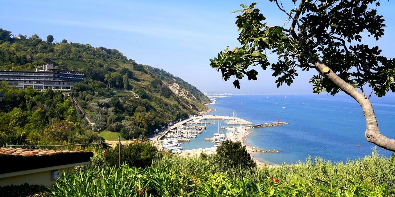 Residence Baia Vallugola Castel di Mezzo Екстер'єр фото